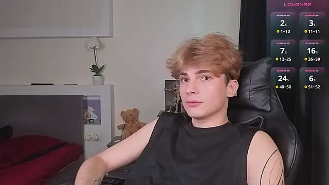 mystic_evan Adlı Modelin Web Kamerası Şovu