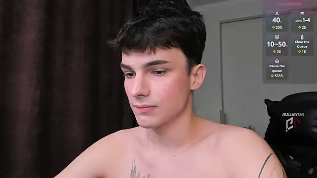 mystic_evan Adlı Modelin Web Kamerası Şovu
