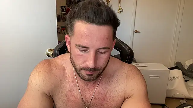 brettmycles28のウェブカメラショー