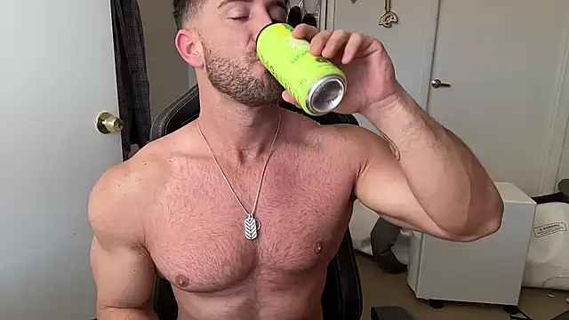 brettmycles28のウェブカメラショー