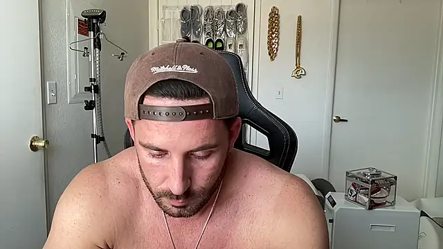 brettmycles28 Webcamshow