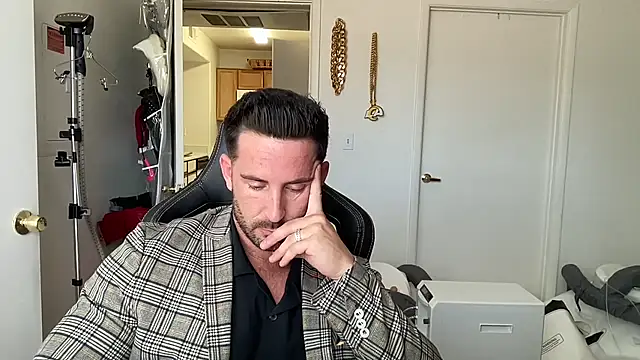 brettmycles28 Webcamshow