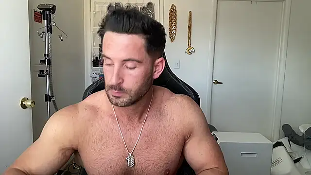 brettmycles28 网络视讯表演