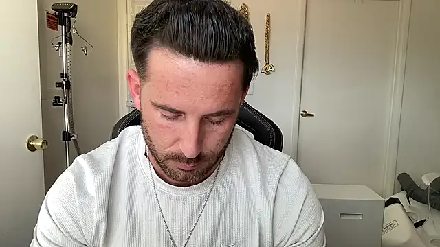 brettmycles28 Шоу с уебкамера