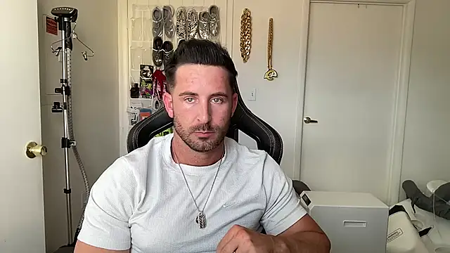 brettmycles28 Show Webcam