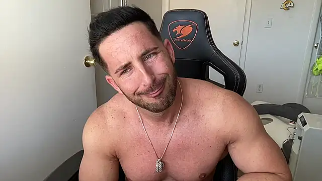 brettmycles28's Webcam Show