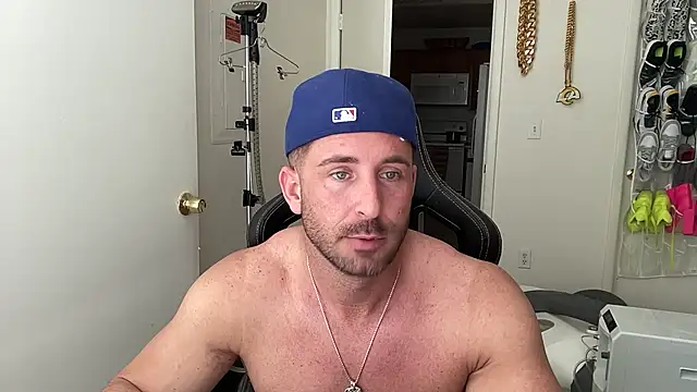 brettmycles28 Pertunjukan Webcam