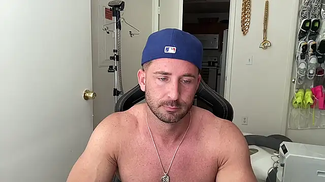 הופעת וובקאם של brettmycles28
