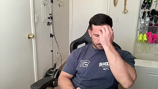 brettmycles28's Webcam Show