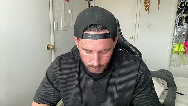 brettmycles28's Webcam Show