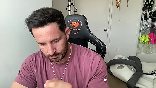 brettmycles28: вебкам-шоу
