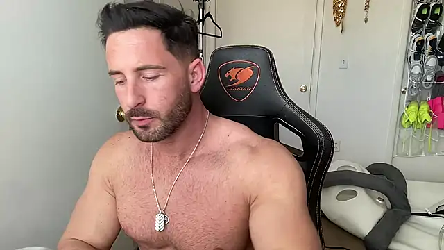 brettmycles28: вебкам-шоу