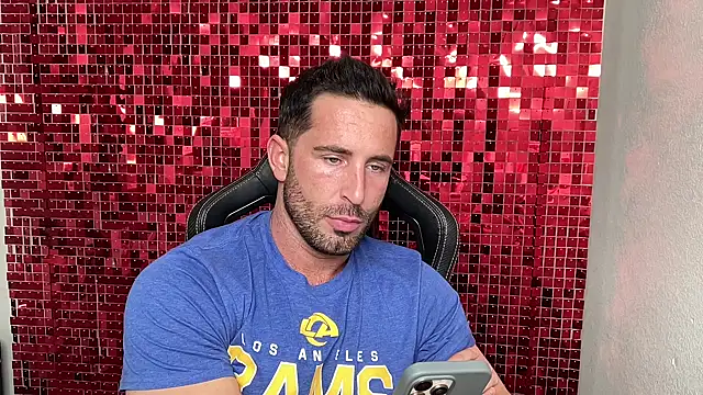 Show modela brettmycles28 na web-kameri