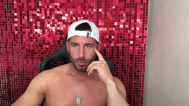 brettmycles28: вебкам-шоу