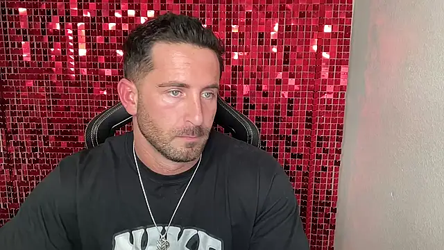 brettmycles28n Webbikameraesitys