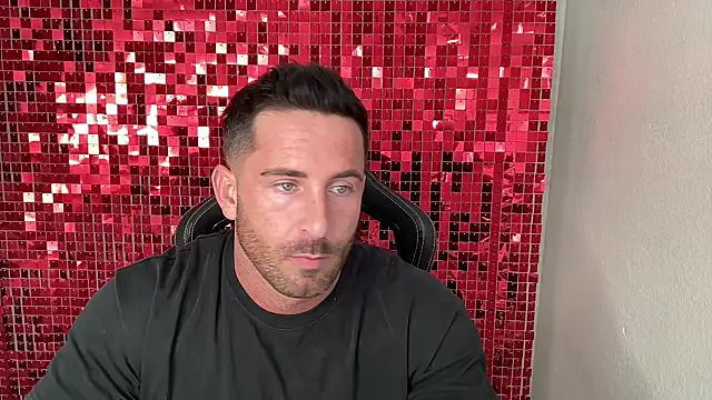 brettmycles28's Webcam Show