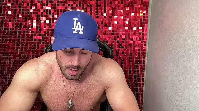 brettmycles28 Show in webcam