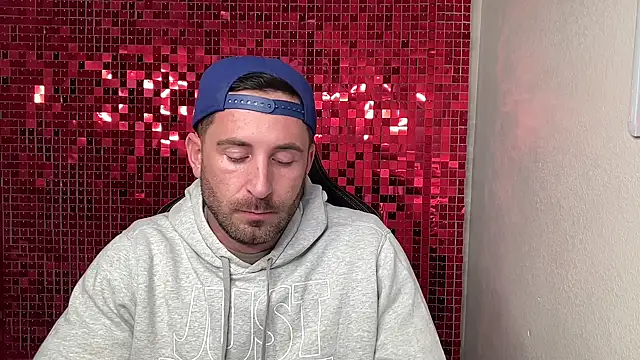 הופעת וובקאם של brettmycles28
