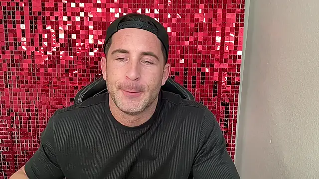 Show modela brettmycles28 na web-kameri