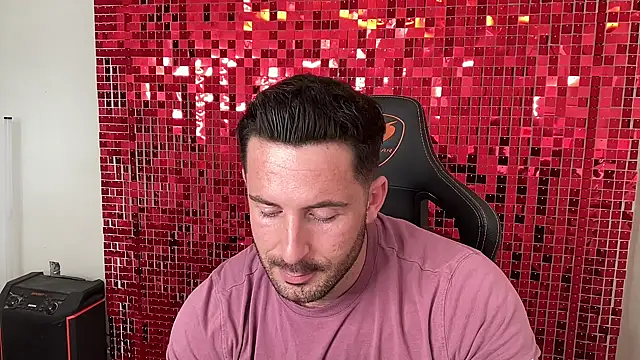 brettmycles28's Webcam Show