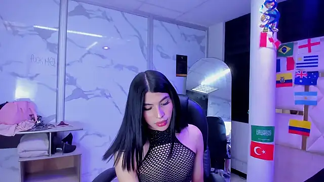 Show modela Allisonts69 na web-kameri