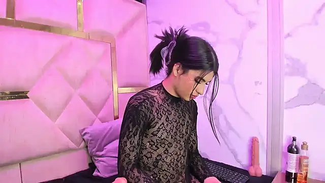 Allisonts69 网络视讯表演