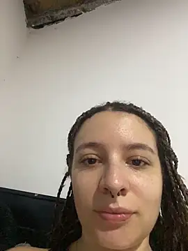 Sala de chat ao vivo de karla-thomsom10