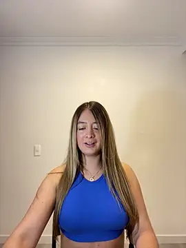 Zara_Ross Adlı Modelin Canlı Sohbet Odası