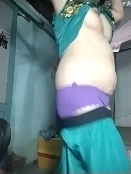 Minety473's Live XXX Chat
