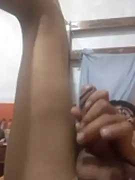 Pertunjukan Kamera Web Marioeso