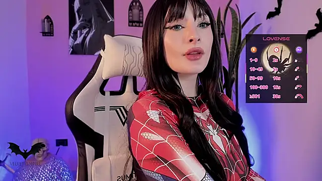VelvetVampiree's Webcam Show