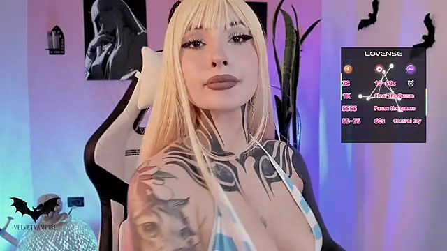 VelvetVampiree: вебкам-шоу