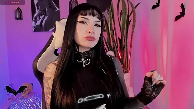 VelvetVampiree – Kamerová šou