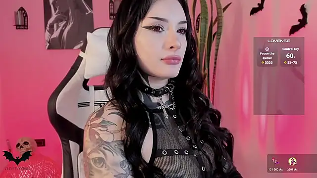 VelvetVampiree's Webcam Show