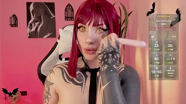 VelvetVampiree's Webcam Show