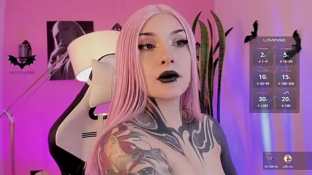 צ'אט XXX בשידור חי של VelvetVampiree