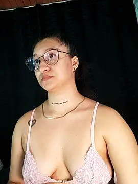 EVAH_LEE_'s Live XXX Chat