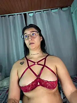 Chat +18 de EVAH_LEE_ ao vivo