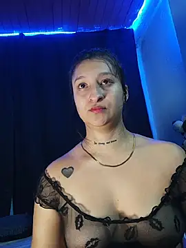 EVAH_LEE_のライブXXXチャット