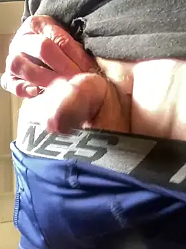 Bigrich112277 Show in webcam
