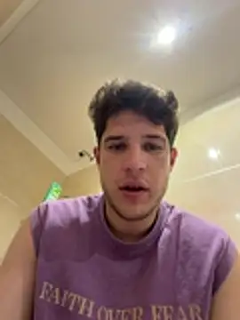 Show modela frrrraaannnn na web-kameri