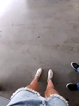 Pertunjukan Kamera Web Lupita_sol