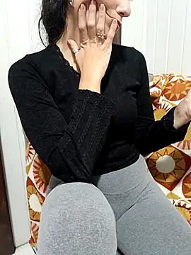 Pokazy przed kamerką – Lupita_sol