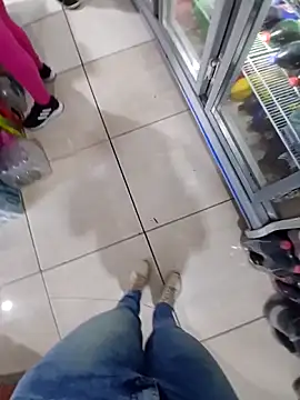 Pertunjukan Kamera Web Lupita_sol