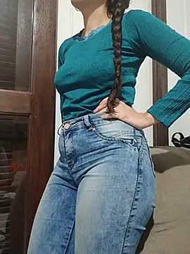 Lupita_sol Show in webcam