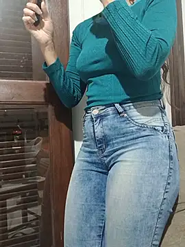 Sala de chat ao vivo de Lupita_sol