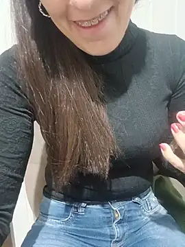Lupita_sol's Webcam Show
