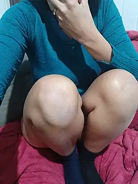Lupita_sol Show in webcam
