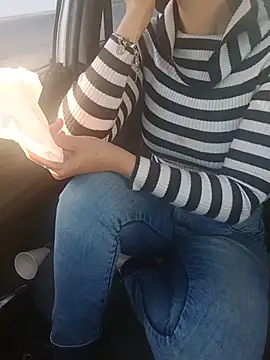 הופעת וובקאם של Lupita_sol