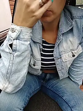 Lupita_sol's Webcam Show